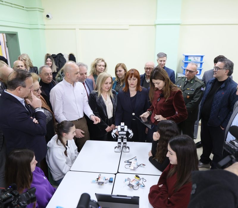 54813625-f725-4514-9645-e6e0bef31b98